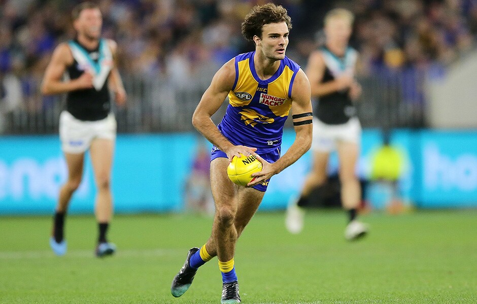 AFL 2019 Round 05 - West Coast v Port Adelaide PERTH, AUSTRALIA - APRIL 19: Jack Petruccelle of the Eagles looks to pass the ball during the 2019 AFL round 05 match between the West Coast Eagles and the Port Adelaide Power at Optus Stadium on April 19, 2019 in Perth, Australia. (Photo by Will Russell/AFL Photos)
